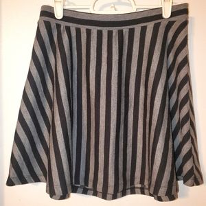 Black and Grey Striped Skirt, Forever 21, size Small